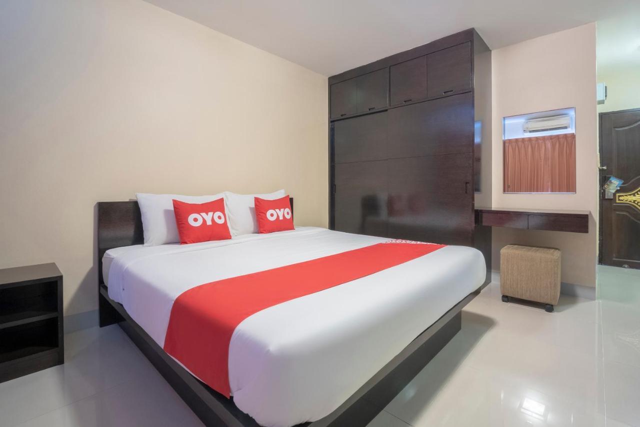 Oyo 829 Royal Thai Residence Джомтиен Бийч Екстериор снимка